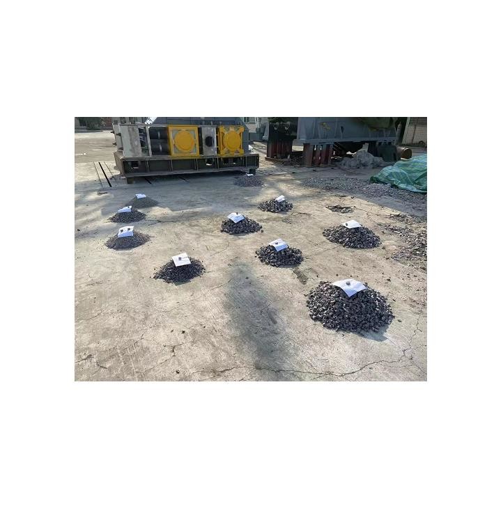 ISO9001 Small Rock Crushing Equipment 15*2KW 50t/ Hour